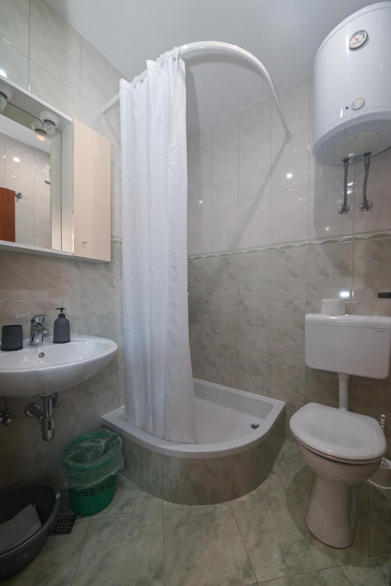 Apartments Carevic Ante Baška Voda Zewnętrze zdjęcie