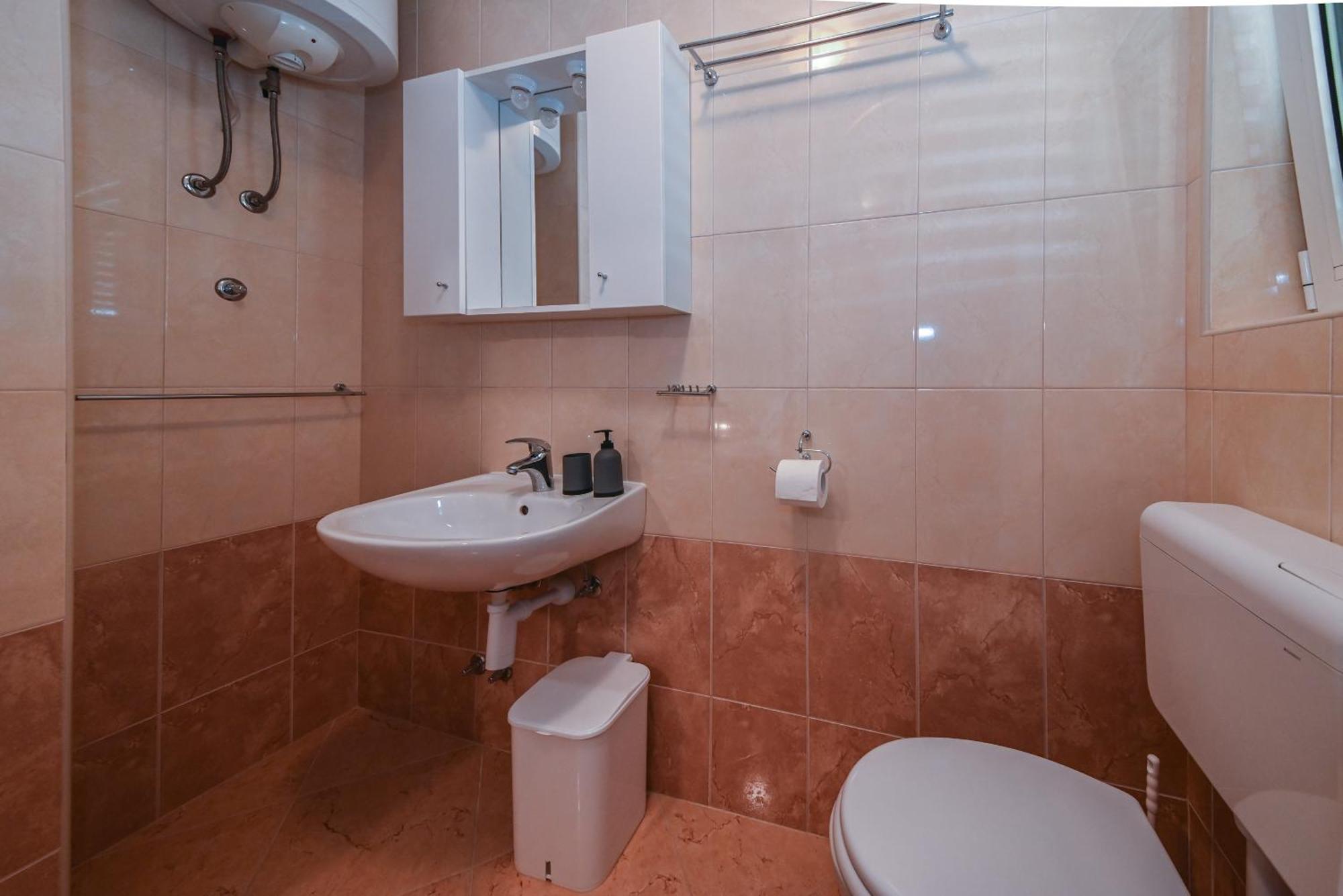 Apartments Carevic Ante Baška Voda Zewnętrze zdjęcie