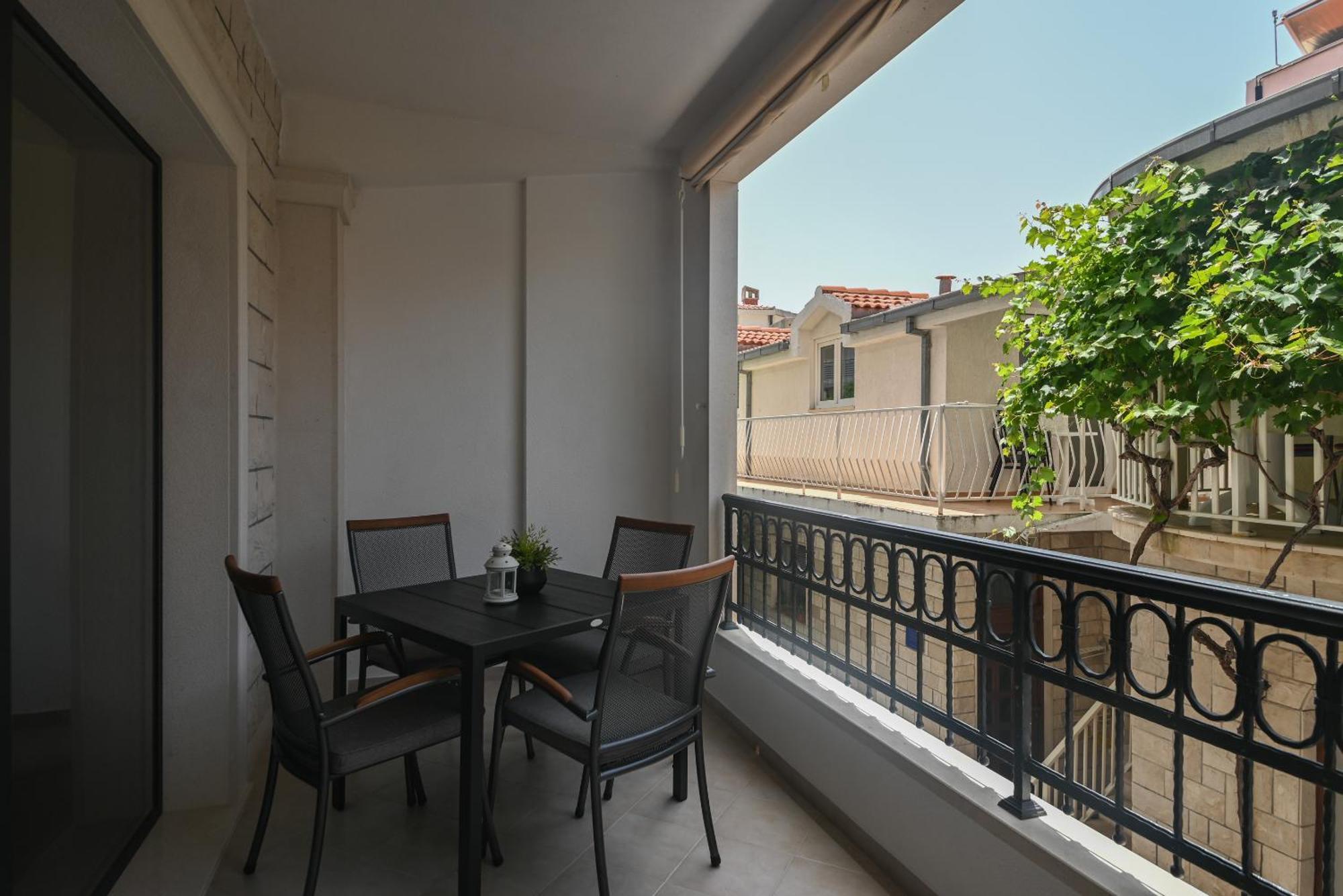 Apartments Carevic Ante Baška Voda Zewnętrze zdjęcie